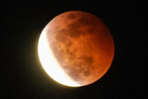 How to See the Total Lunar Eclipse and Blood Moon on September 7