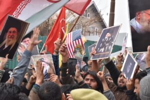 Military Deterrence, Sanctions, and Diplomacy: Rethinking the Iran–US Relationship